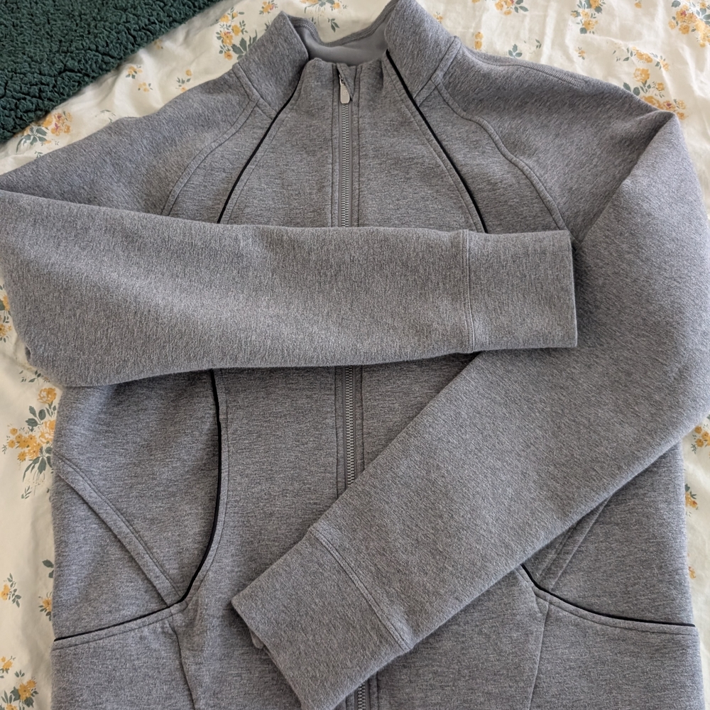 Lululemon Moment To Moment Jacket